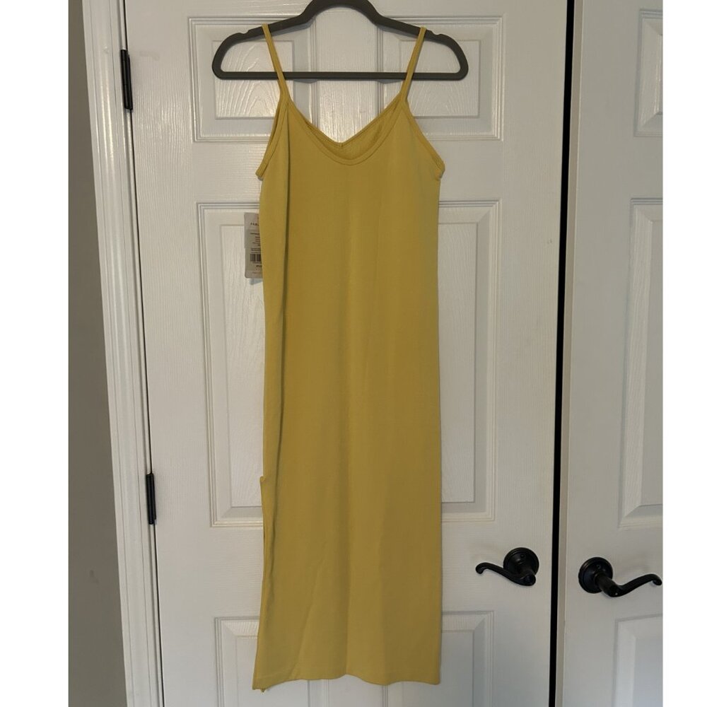 NWT Fabletics Yellow Cloud Seamless Midi Dress - M - Picture 3 of 9